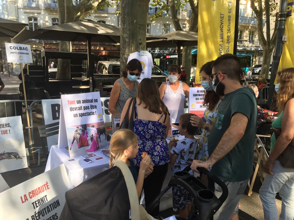 Stand du Colbac anti corrida Béziers lors de la journée des asociations foire 12 septembre 2020