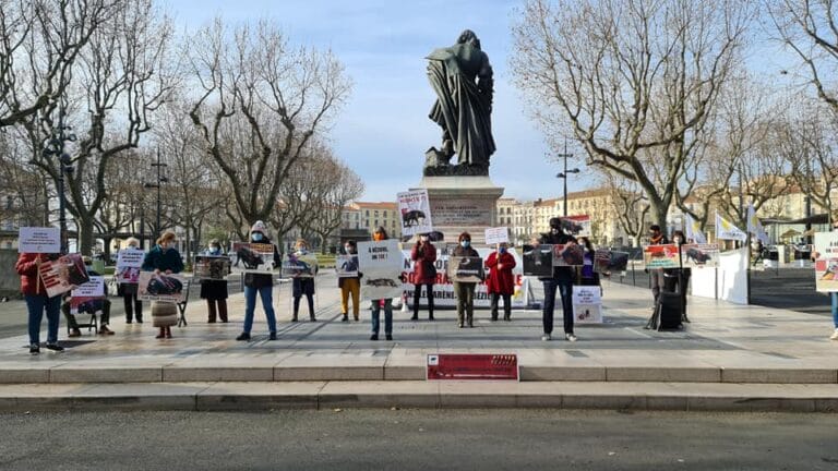 colbac_beziers_anti_corrida