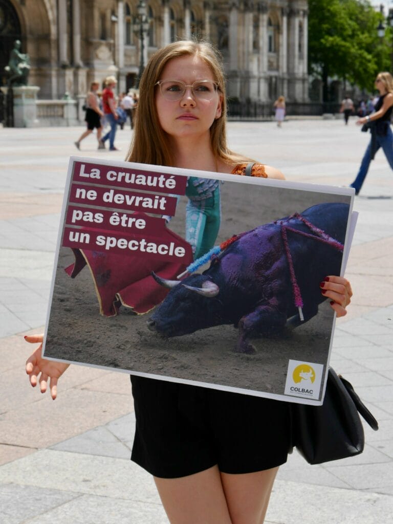 Action #Stop Corrida_Journée_nationale_contre_la_corrida_PARIS_11juin2022 (5)