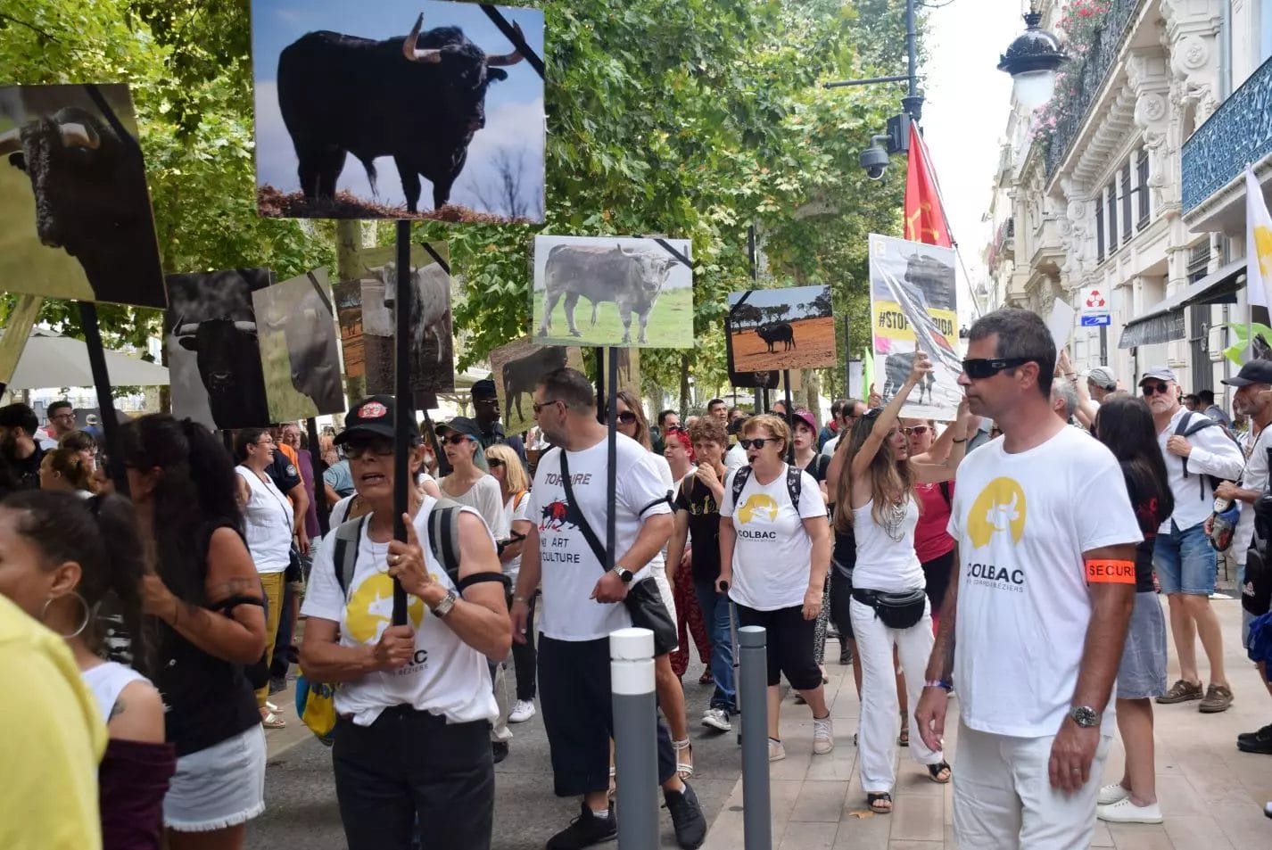 20230813_Colbac manif pendant la feria (10)