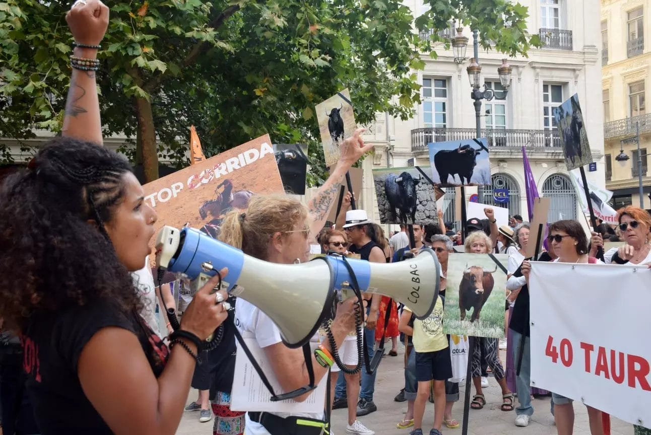 20230813_Colbac manif pendant la feria (20)